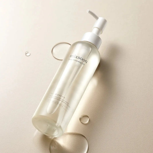 Clear glass bottle of mixsoon bean cleansing oil 195ml with white pump dispenser for gentle cleansing oil use